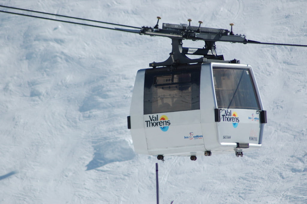 Hvordan undgår man kø ved lifterne i Val Thorens?